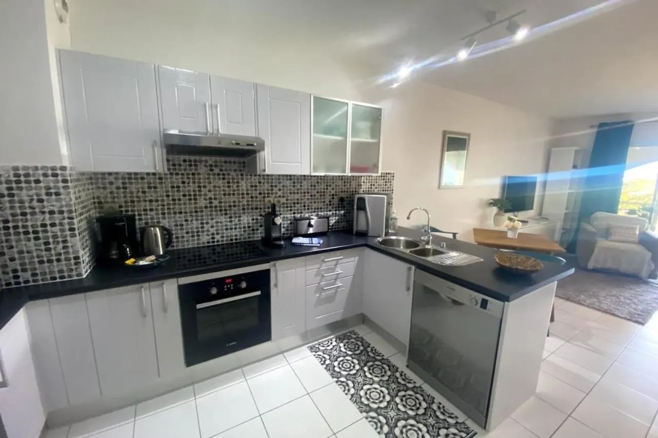 Apartment Grand Studio Les Horizons Papeete Papeete  French Polynesia